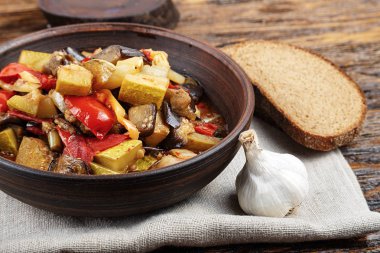 Sebze Güveç. Üstten Görünüm