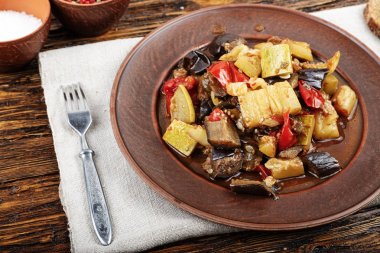 Sebze Güveç. Üstten Görünüm