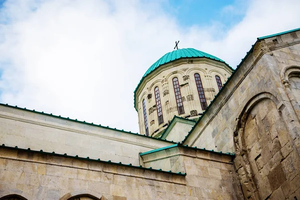 David Temple Kutaisi Builder'da