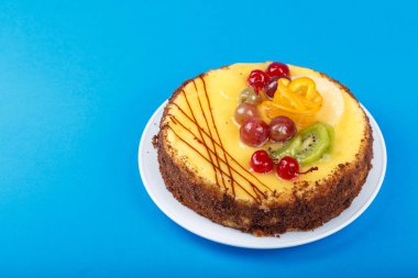 Lezzetli doğum günü pastası