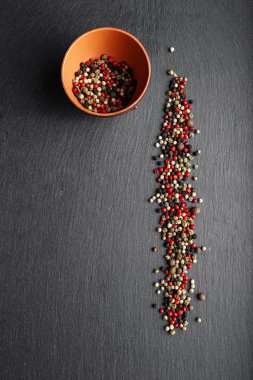 kayrak bir gemide biber