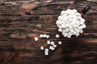 Marshmallow sıcak içecekler için