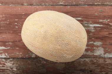 Bütün Konfit kavun masada. Metin için yer