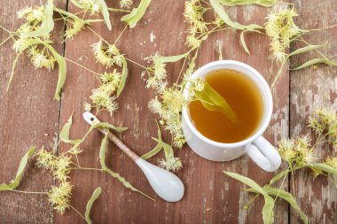 bir bardak ıhlamur çayı