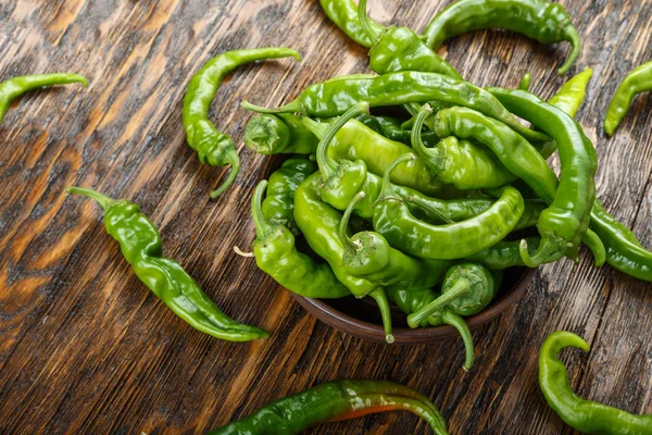 Hot green peppers — Stock Photo, Image