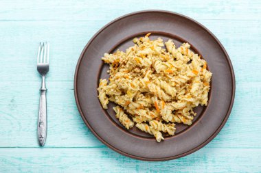 nautically makarna ahşap arka plan üzerinde