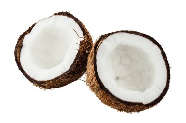 İki yarım hindistan cevizi izole edilmiş.