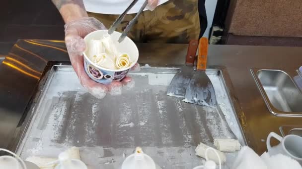 Тайська морозиво рулонах — стокове відео