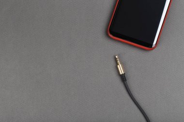 Jack tak ses ve telefon