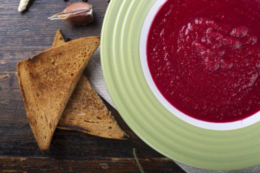 Geleneksel soğuk gazpacho çorbası.. 