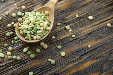 Bir kaşık kuru bezelye