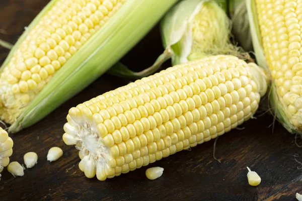 Young corn on the table — Stock Photo, Image