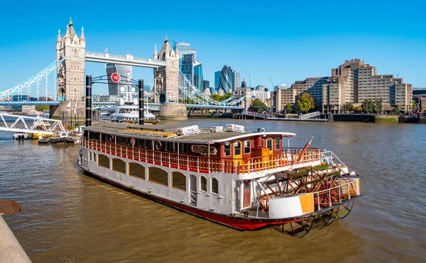 Londra Regno Unito Circa Ottobre 2019 Tower Bridge Sul Tamigi — Foto Stock