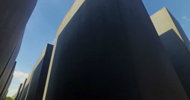 Soykırım Anıtı olarak da bilinen Avrupa 'da öldürülen Yahudilerin anısına. Berlin, Almanya.