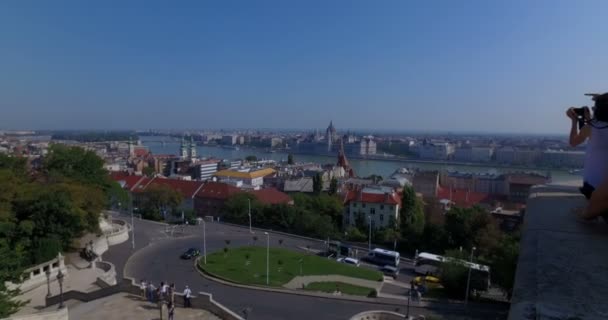 Budapest Ungern Cirka September 2016 Utsikt Över Det Ungerska Parlamentet — Stockvideo