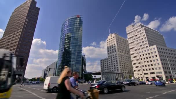 Berlin Niemcy Około Sierpnia 2016 Potsdamer Platz Słoneczny Dzień — Wideo stockowe