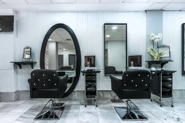 Moderno Salone Bellezza Luminoso Salone Parrucchiere Affari Interni — Foto Stock