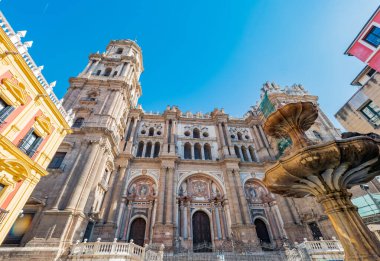 Plaza del Obispo, Bishop Meydanı ve Katedral. İspanya 'nın Malaga şehrinin tarihi merkezindeki ana turistik yerler.