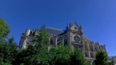 Fransa. Ağustos 2016 dolayları. St. Eustache Kilisesi cephesi.