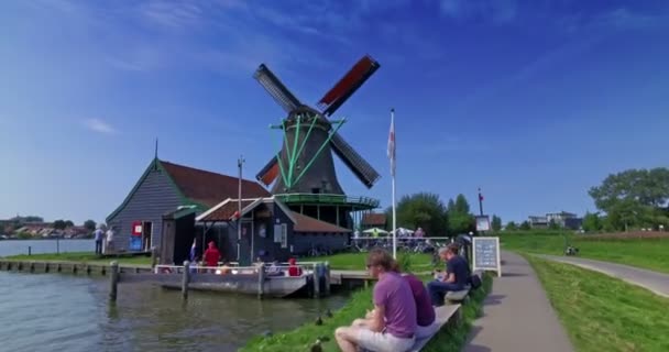 Zaanse Schans Países Bajos Alrededor Octubre 2017 Personas Que Visitan — Vídeos de Stock