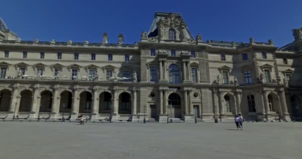 Fransa Ağustos 2016 Dolayları Güneşli Bir Günde Louvre Müzesi Dolly — Stok video