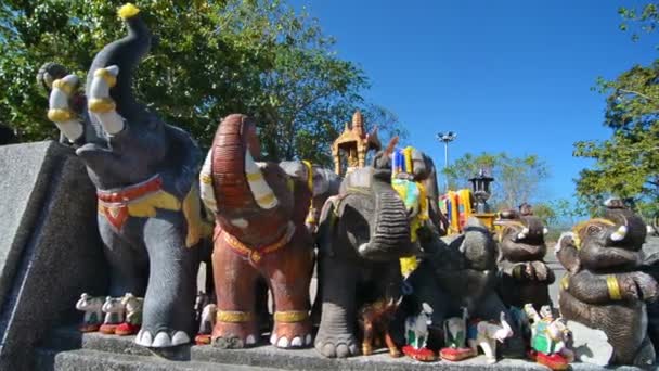 Статуї Слонів Святилищі Таїланд — стокове відео