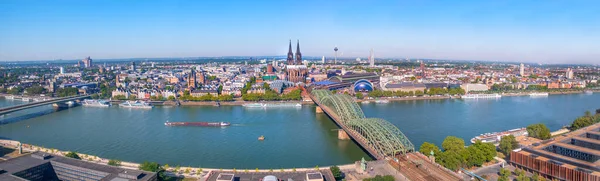 Luftaufnahme Der Hohenzollernbrücke Über Den Rhein Einem Sonnigen Tag Wunderschönes — Stockfoto