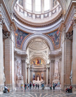Paris, Fransa. Ekim 2019 civarı. Pantheon 'un mimari modeli, seçkin Fransız vatandaşlarının kalıntıları için anıt mezar..