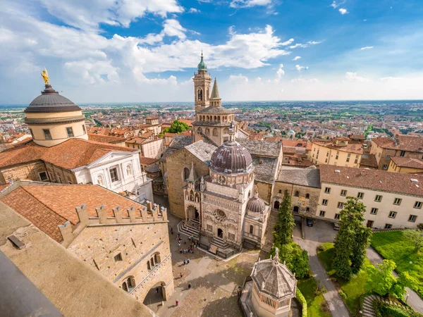 Vista Aérea Basílica Santa Maria Maggiore Cappella Colleoni Citta Alta — Foto de Stock