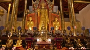 Chiang Mai, Buda 'ya dua eden insanlar. 