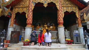 Chiang Mai, Buda 'ya dua eden insanlar. 