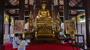 Chiang Mai, Buda 'ya dua eden insanlar. 