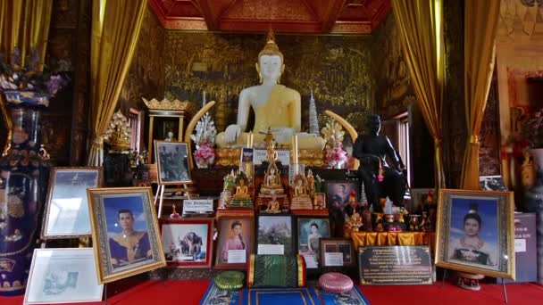 Chiang Mai People Praying Buddha Wat — Stock Video