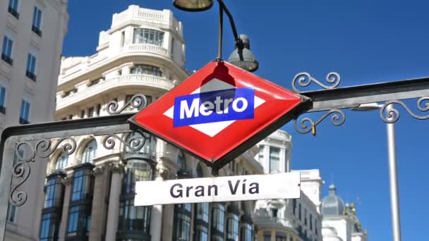 Madrid España Alrededor Julio 2017 Subestación Del Metro Gran — Vídeos de Stock