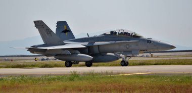ABD Deniz Kuvvetleri F-18 Hornet savaş uçağı 