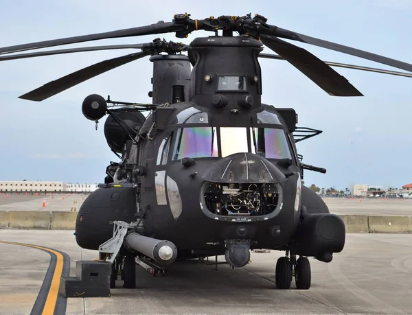 Вертолет CH-47 Chinook — стоковое фото