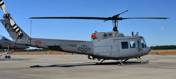 Вертолет UH-1N Huey — стоковое фото