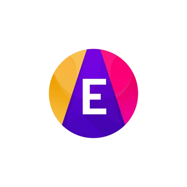 Divertido círculo plano esfera logotipo web icono E carta signo vector desi — Vector de stock