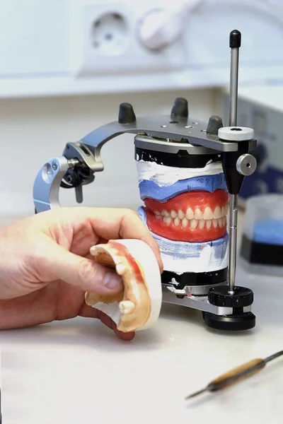 Zubní laboratoř. zubní laboratoř. práce zubní technik Royalty Free Stock Obrázky