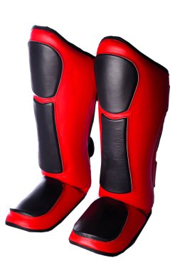 Beyaz arka plan üzerinde futbol Shin guard
