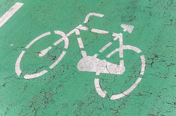 Wyblakły Zielony Rower miejski lane — Zdjęcie stockowe