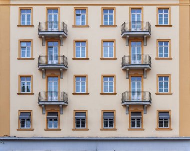 Windows ile Bina Modern turuncu 