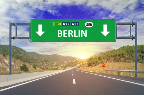 Berlin road sign on highway — Stock Photo, Image