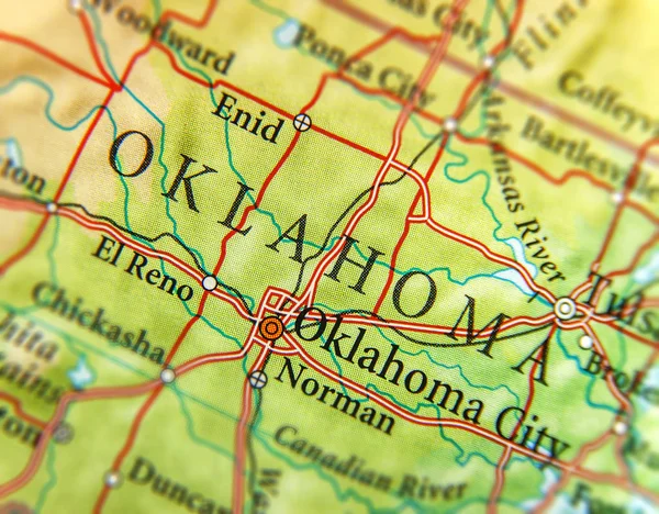 Geografiska karta över oss påstå Oklahoma med viktiga städer — Stockfoto