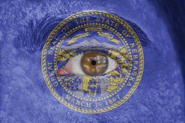 İnsan yüz ve göz bizimle Nebraska Eyalet bayrağı boyalı