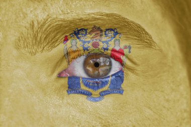 İnsan yüz ve göz bizimle New Jersey eyalet bayrağı boyalı