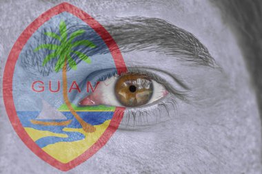 İnsan yüz ve göz bizimle devlet mührü bayrağı Guam boyalı