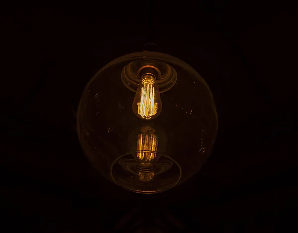 Φωτιστό ηλεκτρικό γυαλί vintage λάμπα ισχύος — Φωτογραφία Αρχείου
