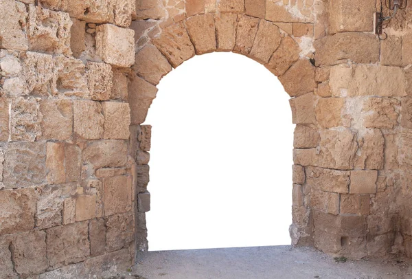 Velha passagem medieval do castelo e porta isolada entrada ou saída da torre — Fotografia de Stock