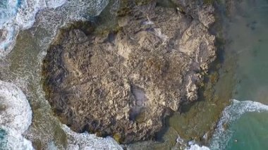 Senin reklamcılık için video dinlenme üzerinde deniz kıyısı
